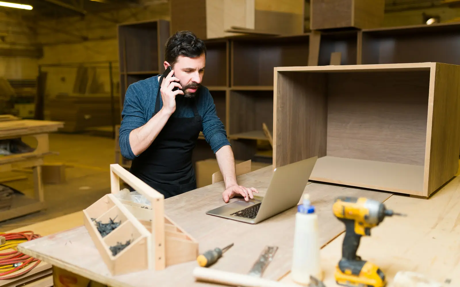 Product configurator project: a manufactured product being configured from a parametric model